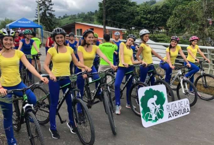 Candidatas a Miss World disfrutan de Santo Domingo