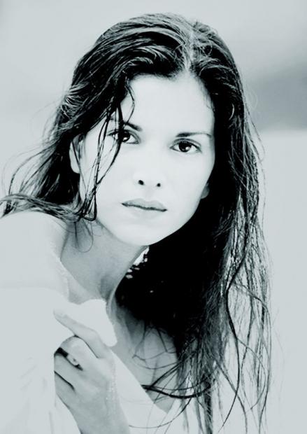Patricia Velasquez.jpg