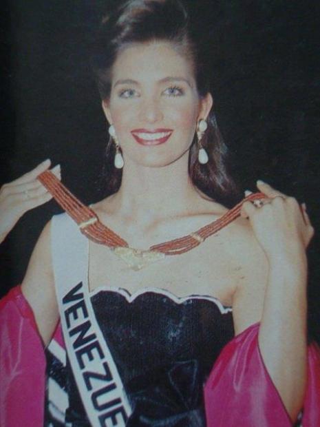 carol-iszak.jpg