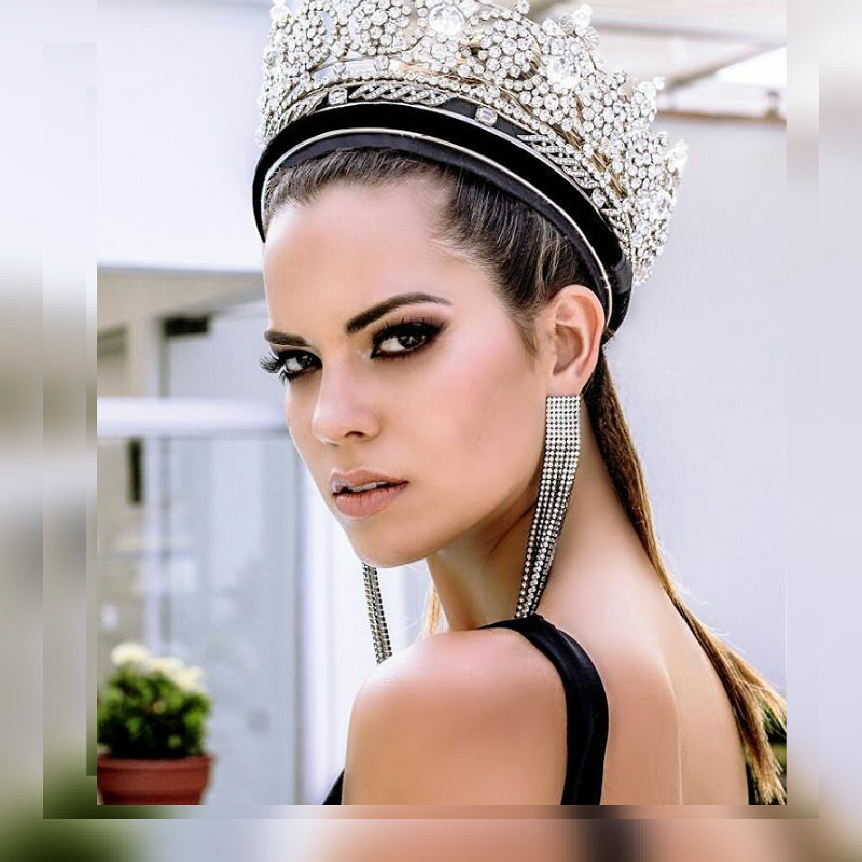 THE 7 DARK HORSES MISS UNIVERSE 2016 /17
