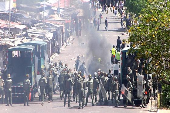 saqueos-en-maracaibo-centro-3-1.jpg