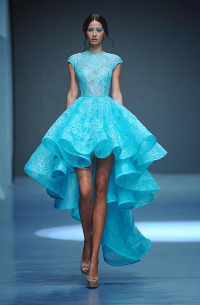 Michael-Cinco-spring-summer-2015-04.thumb.jpg.d3d60ccc1ef0255f8475ac69ed087acd.jpg