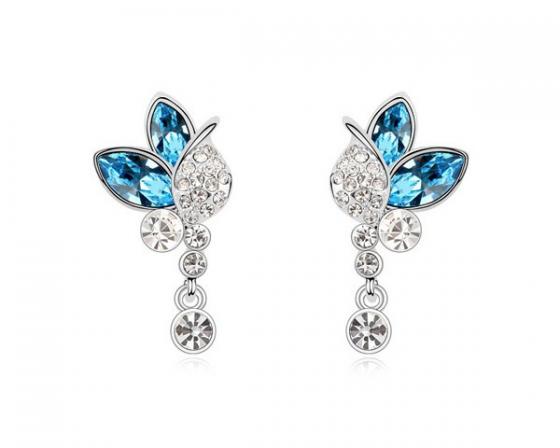aretes-azules.thumb.jpg.2c6a84a3ae95c8e8de22d6673d45ebbb.jpg