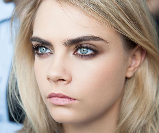 cara_delevingne_ysl_beaute_1-z.jpg.04c3993bf675899476ac305dc03e1729.jpg