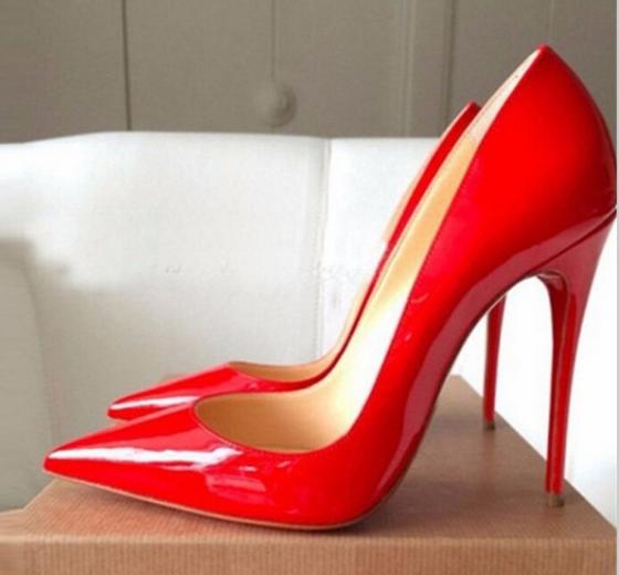 stilettos-negros-zapatos-brillantina-online-tacon-1-rosa-envio-gratis-dorado-tienda-1-ropa-vamp-loub-rojo-stilettos-online-vestidos-dama-mujer-rojo-pasion.thumb.jpg.b4cc23a279dfaf6c81753a89ae34a3ce.jpg