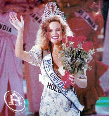 uni1989_66.jpg.8ef398dde51466ca5e273c1ae1845e8b.jpg