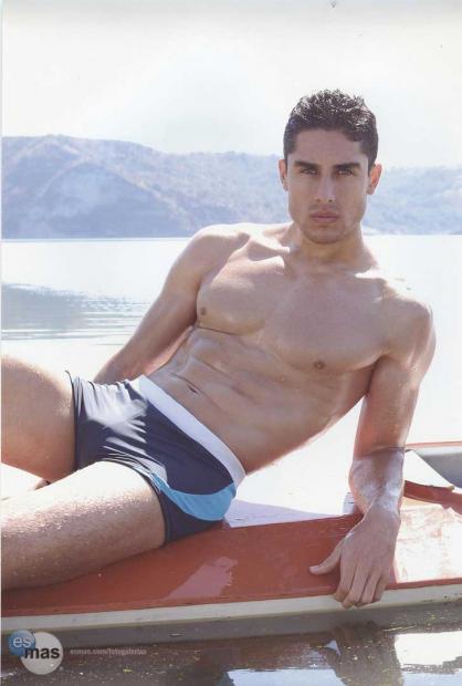 59440faa23bf6_alvaroalvarez.thumb.jpg.daf289feb9f97db3eb7f2cc3477e8e9a.jpg