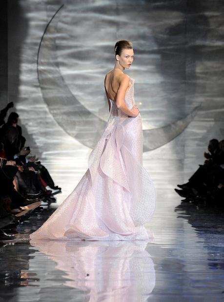 Armani-Prive-Spring-2010-Couture-Fashion-Week-Paris.jpg