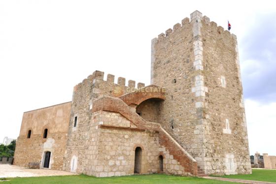 Fortaleza-Ozama-5.thumb.jpg.fd9aebfd1bba2f8ac89eae3a660ca205.jpg