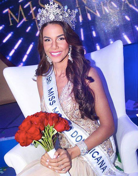 Latinas en la Fiesta de Bienvenida del MI. ¿Quiénes la dan?