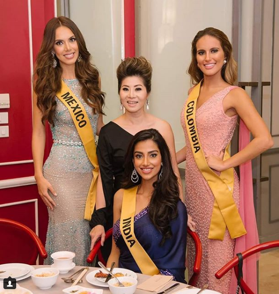 LA MEXICANA MISS GRAND FULMINANDO DE LO LINDO A LA COLOMBIANA