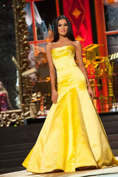 20131110-ariella-arida-evening-gown-miss-universe-story.jpg