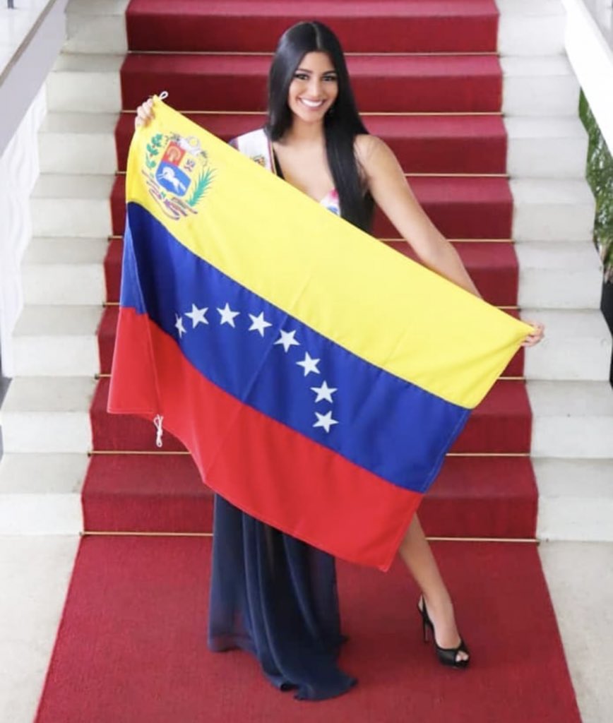 Miss Venezuela Universo a pocas horas de emprender viaje a Tailandia #missvenezuela #missuniverse