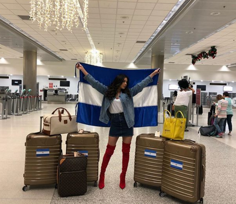 Miss Nicaragua - Adriana Panniagua en el Aeropuerto Rumbo a Tailandia #missnicaragua #missuniverso