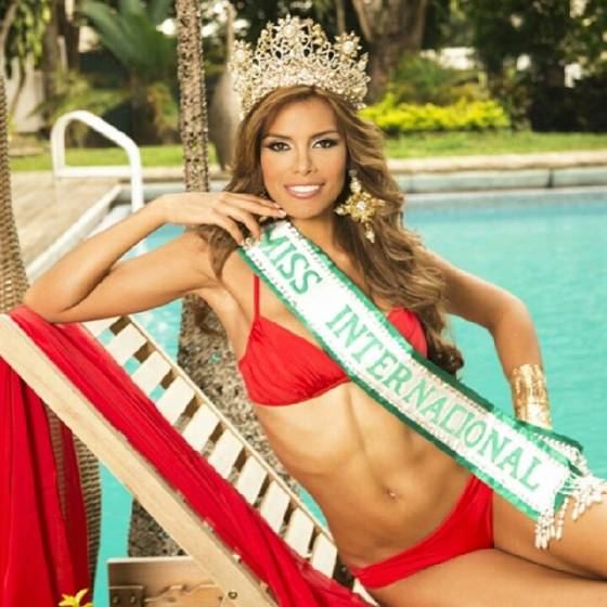 elian-herrera-miss-venezuela-internacional-2013-02.thumb.jpg.74ce04d877d16f6c9f6b68d19184d463.jpg