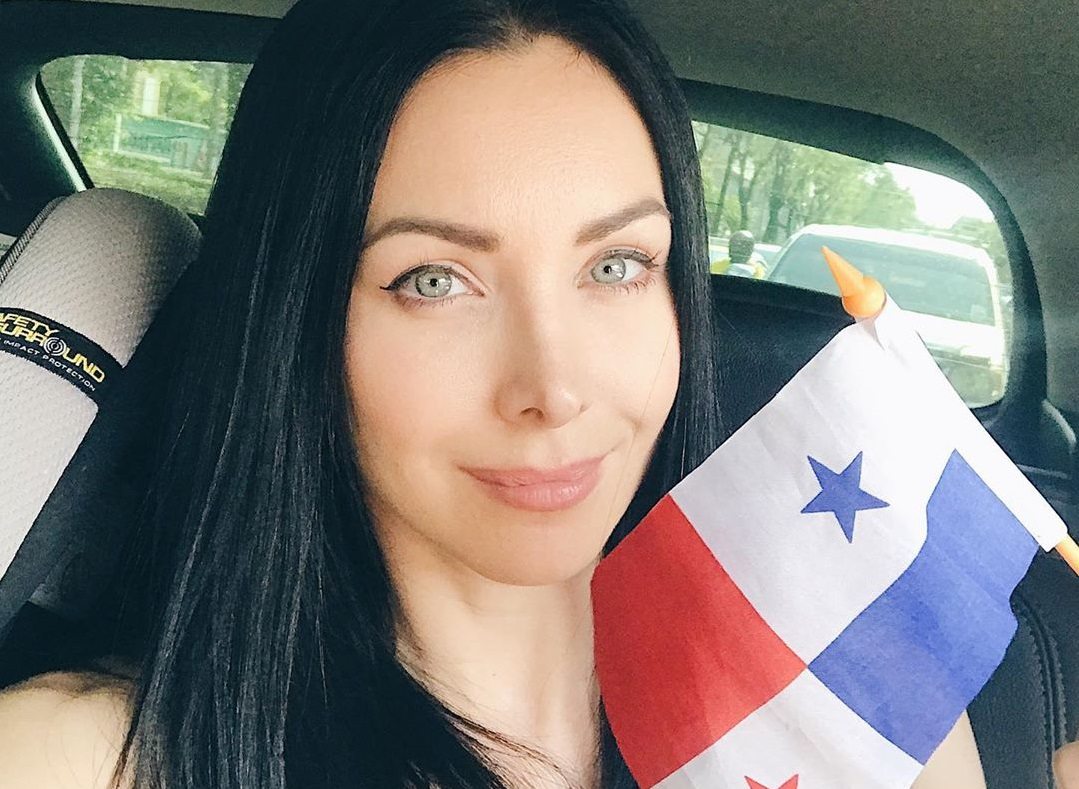 NATALIE GLEBOVA MU 2005: JURADO EN EL MISS PANAMA