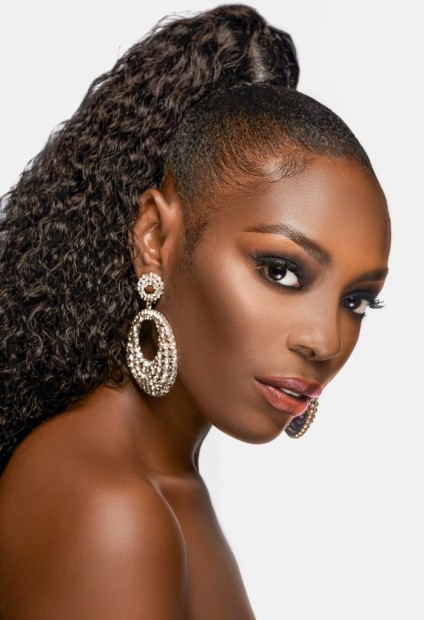 Shakera-699x1024.thumb.jpg.819a73d0e2132d6e40fe848987fd584b.jpg