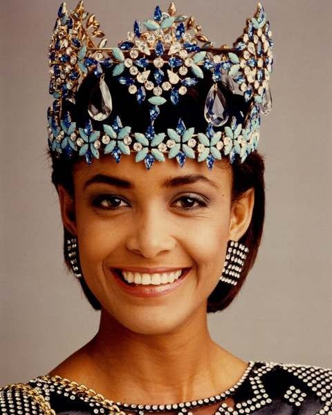 ☆ DINÁMICA - ELIGE A LA MISS MUNDO DE CADA DÉCADA - LOS 80's ☆ CONOCE LOS RESULTADOS (PÁGINA 2)