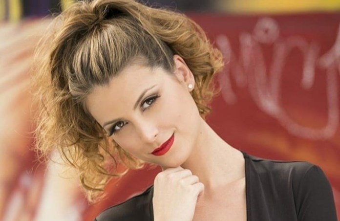 Miss Universo 2009, Stefanía Fernández da a entender que tiene un nuevo amor (+CAPTURAS)