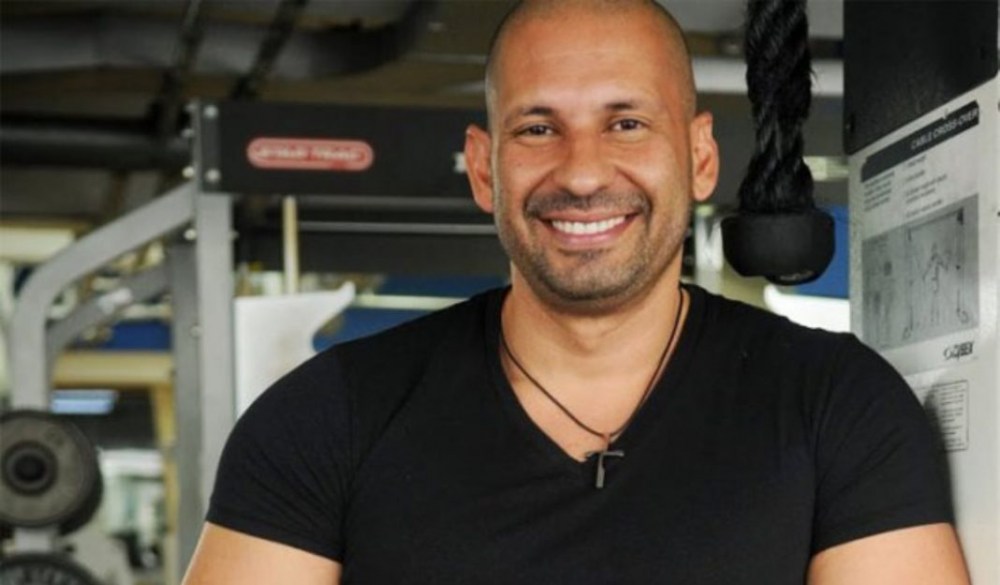 Richard Linares, ex-entrenador oficial del Miss Venezuela: ¿Alianza con el Miss Earth Venezuela??