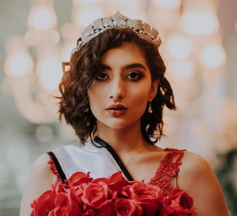 Ayda Mirahmadi coronada Miss Irán 2020