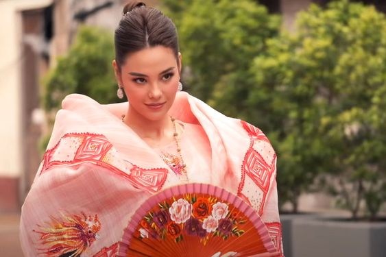 Catriona Gray nos muestra la belleza de Zamboanga