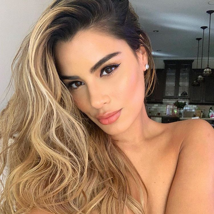Ariadna Gutiérrez responde críticas por vestido transparente y da consejo a Mis Colombia.