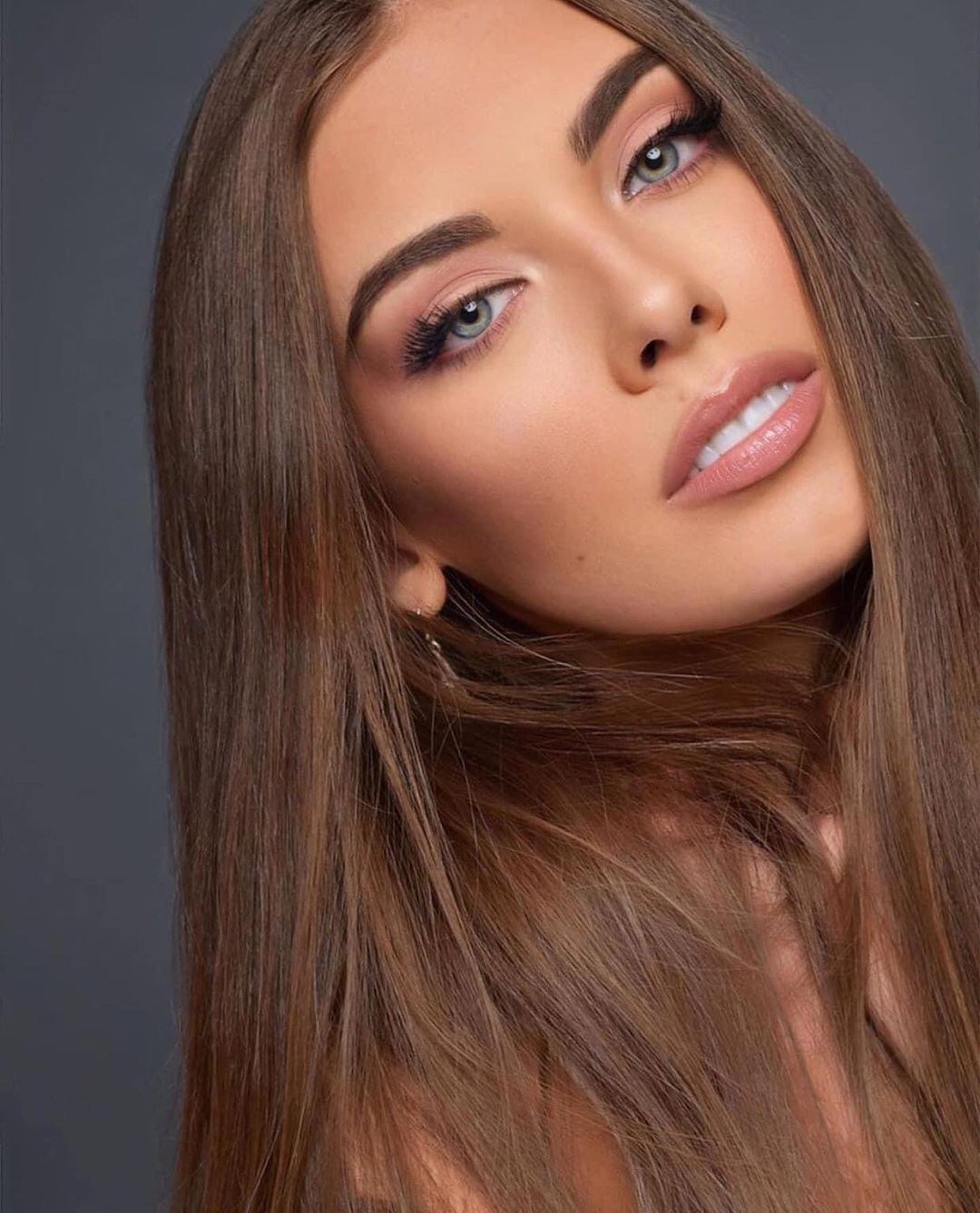 ⋆ DESIGNADA MISS CHARM USA ⋆