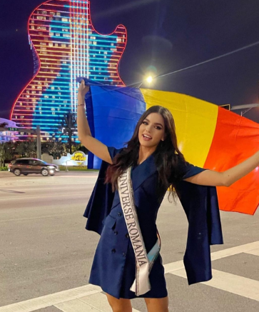 Llegó Miss Rumania a Florida! 🇷🇴