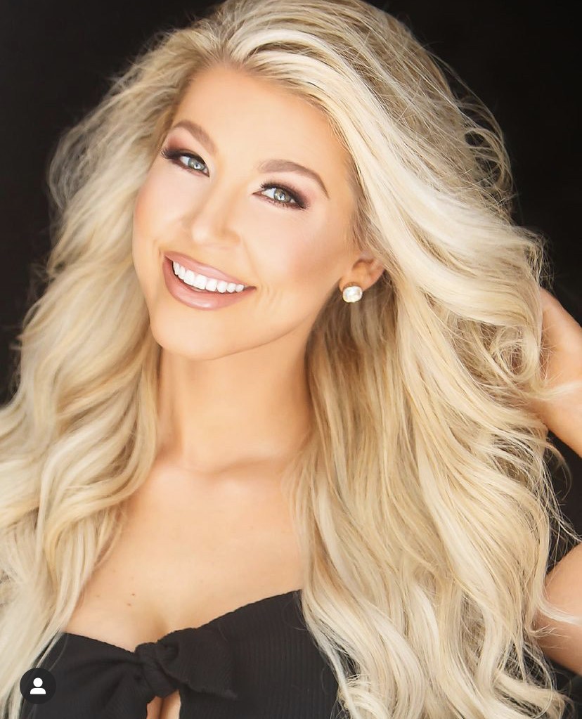 15/51: Electa Miss South Dakota USA 2021!