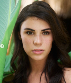Miss Universo 2020 realiza una sesión de fotos sin maquillaje con el fotógrafo Benjamin Askinas
