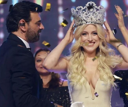 Miss Bélgica ganó la corona de Miss Medio Ambiente Internacional 2022