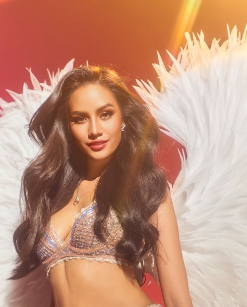 #Unveil the UNIVERSE’S SECRET,  where beauty sparkles beyond the stars.  ️____Join the excitement for the 73rd MISS UNIVERSE! VOTE for Opal THAILAND   to reach the semifinals!VOTE via Miss Universe AppOr https-- (2).jpg