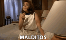 malditos-se-burlan-de-mi.gif.6e694fce93a8924a1bd595228954c487.gif
