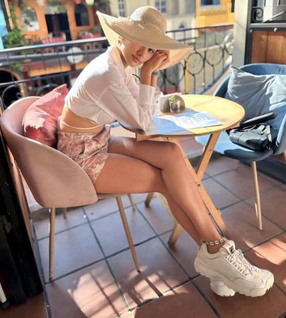 Dulce de leche   @bikinitowngt  @valhallasalongt.jpg
