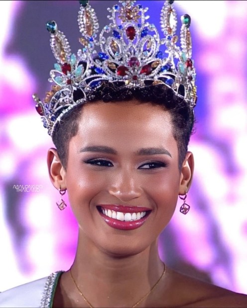 Congratulations to @alexie_brooks.official the newly crowned @missecointernational from the Philippines.jpg
