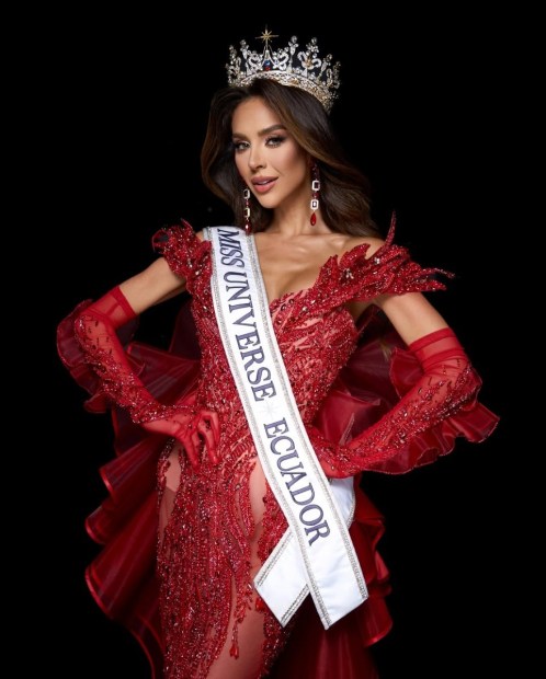 OFFICIAL PICTURE AS MISS UNIVERSE ECUADOR 2025💫@nadia_mejia @cnbecuador @missuniversoec @byronv (1).jpg
