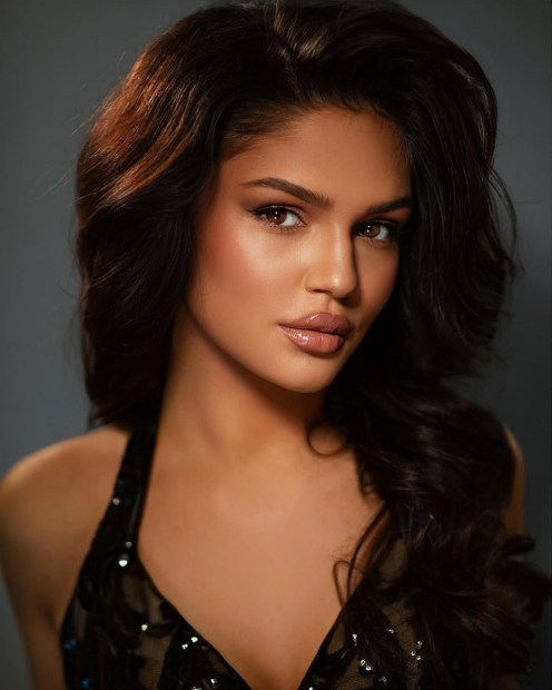 makeup- @gala_beautystylist🤩photographer- @nastasya_seele🌟 (1).jpg