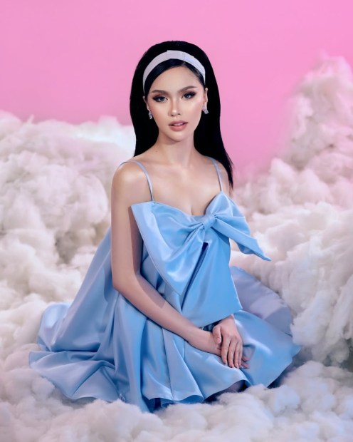 A daydream dressed in blue 💙☁️✨Proof that dreams don’t have to be loud to be unforgettable. @ms (1).jpg