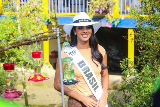 Las candidatas al 54 @reinadointernacionaldelcafe visitaron la Reserva Ecológica de Río Blanco c (11).jpg