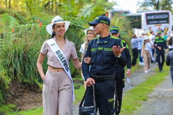 Las candidatas al 54 @reinadointernacionaldelcafe visitaron la Reserva Ecológica de Río Blanco c (14).jpg