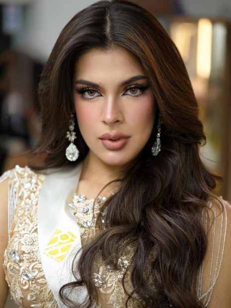 Reina Hispanoamericana Peru 🇵🇪@camichacon04 Makeup by yours truly ❤️.jpg
