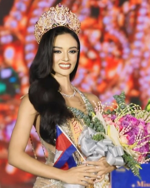 𝐍𝐄𝐖𝐒 - Sydney Marith triumphs at Miss Planet International 2025-26 capturing the first crown.jpg